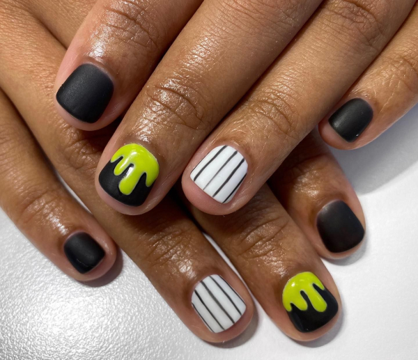 Slime and stripes nail art